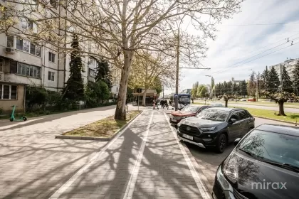 bd. Dacia, Botanica, Chișinău image 245391