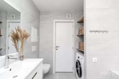 с. Пэнешeшть, Стрэшэны изображение 239789