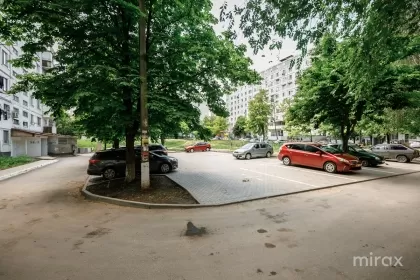 str. Independenței, Botanica, Chișinău imaginea 245632