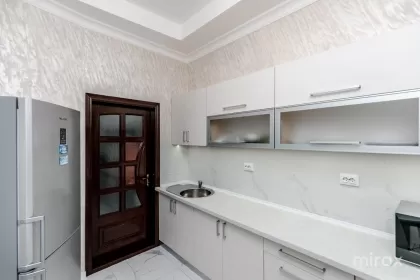 str. Pictor Mihai Grecu, Centru image 239939