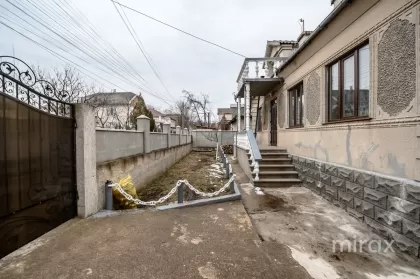 str. Nicolae Pirogov, Strășeni, mun. Chișinău imaginea 209398