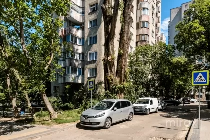 bd. Dacia, Botanica, Chișinău imaginea 224438