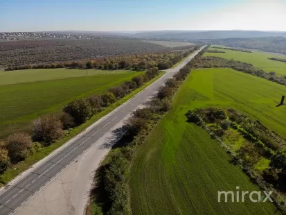 com. Tohatin, Chișinău, Moldova