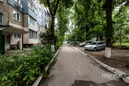 str. Hristo Botev, Botanica, mun. Chișinău imaginea 223405