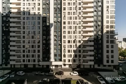 бул. Мирча чел Бэтрын, Чоканы изображение 235299