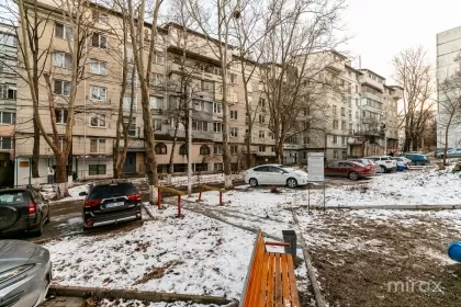 str. Nikolai Zelinski, Botanica, Chișinău image 241539