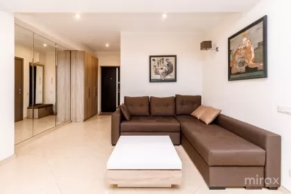 ул. Александр Бернардацци, Центр изображение 242839