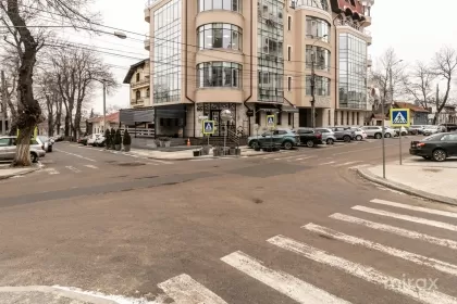 ул. Александр Бернардацци, Центр изображение 242856