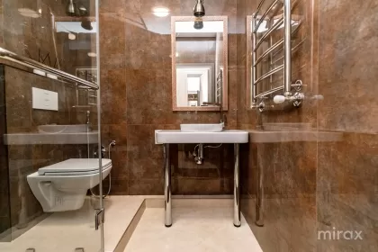 ул. Александр Бернардацци, Центр изображение 242850