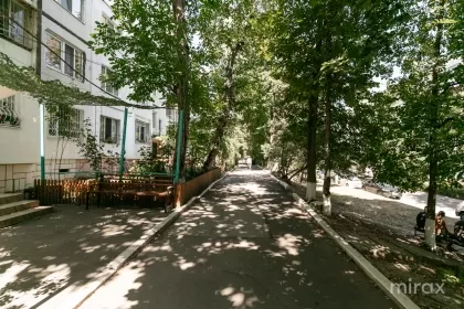 str. Grenoble, Botanica, Chișinău imaginea 232660