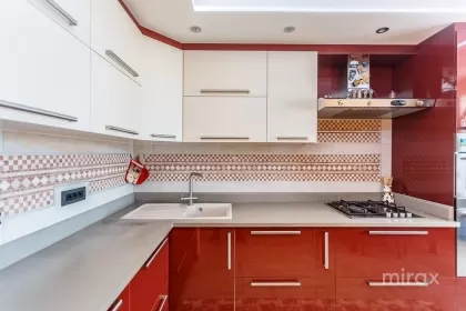 бул. Мирча чел Бэтрын, Чокана, Кишинев