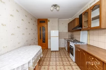 ул. Четатя Албэ, Ботаника, Кишинев