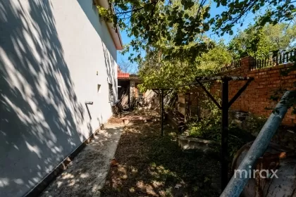 str. Viticultorilor, Codru, Chișinău image 231420