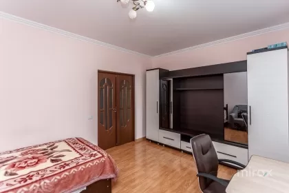 ул. Валя Трандафирилор, Ботаника изображение 243205