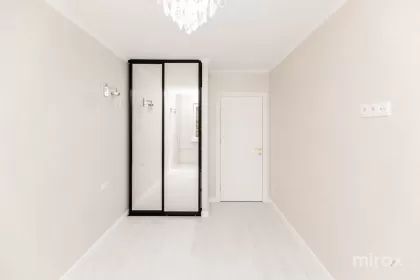 str. Nikolai Zelinski, Botanica image 245218