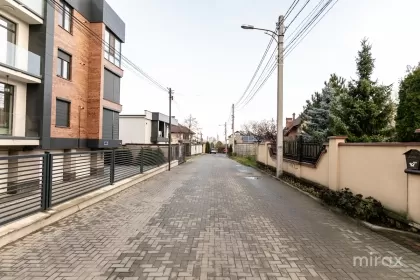 ул. Ciocarliei 1, Телецентру изображение 239503