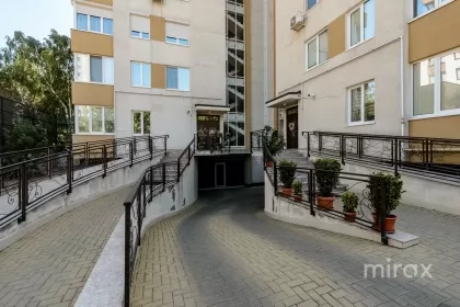 str-la Lvov, Botanica, mun. Chisinau imaginea 226424