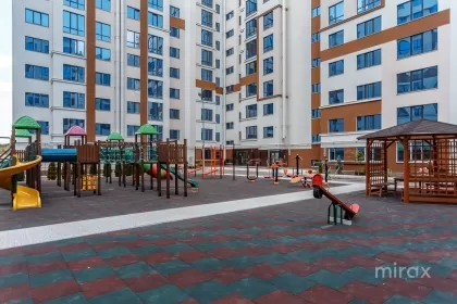 бул. Мирча чел Бэтрын, Чокана, Кишинев